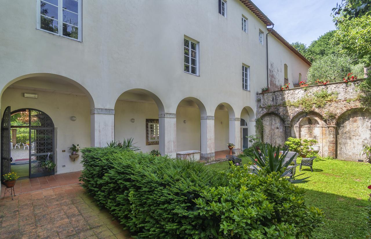 Casa Diocesana Di *